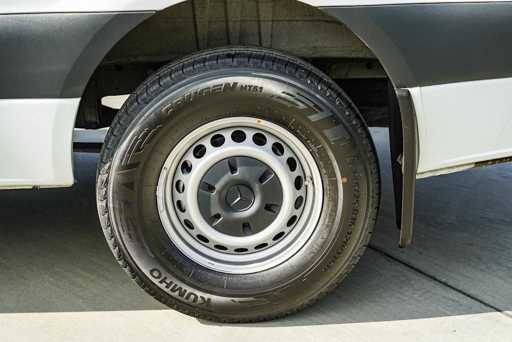 Thumbnail: 2023 Mercedes-Benz Sprinter - 16