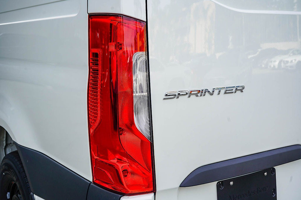 Thumbnail: 2026 Mercedes-Benz Sprinter - 18