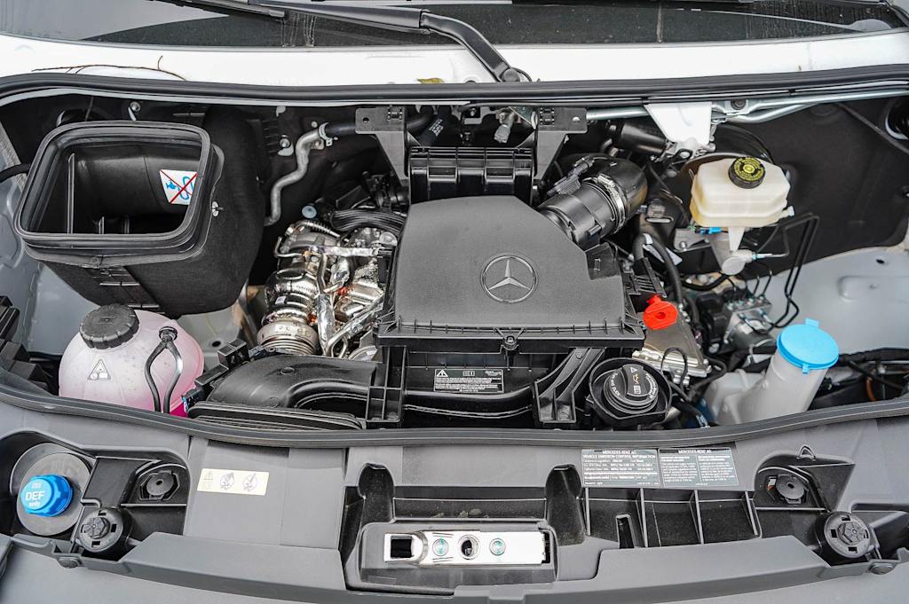 Thumbnail: 2026 Mercedes-Benz Sprinter - 8