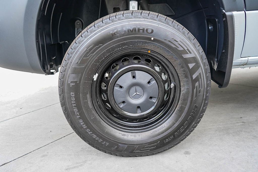 Thumbnail: 2026 Mercedes-Benz Sprinter - 21