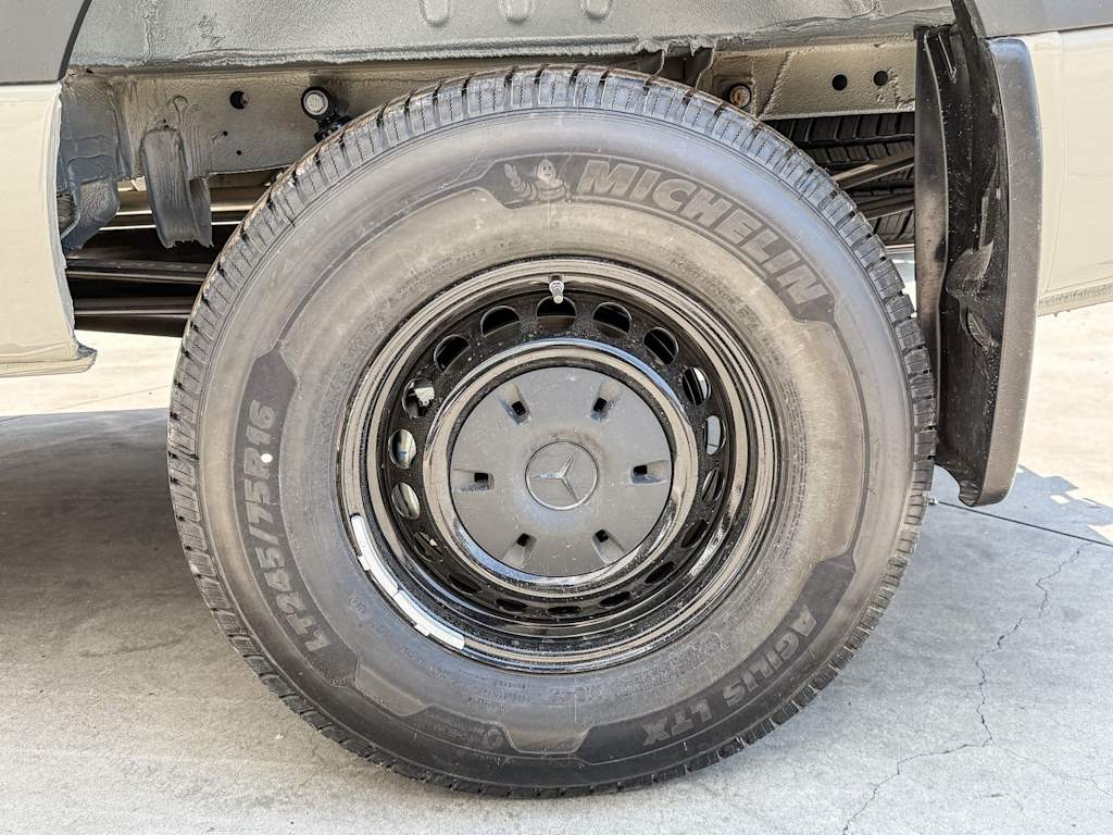 Thumbnail: 2025 Mercedes-Benz Sprinter - 5