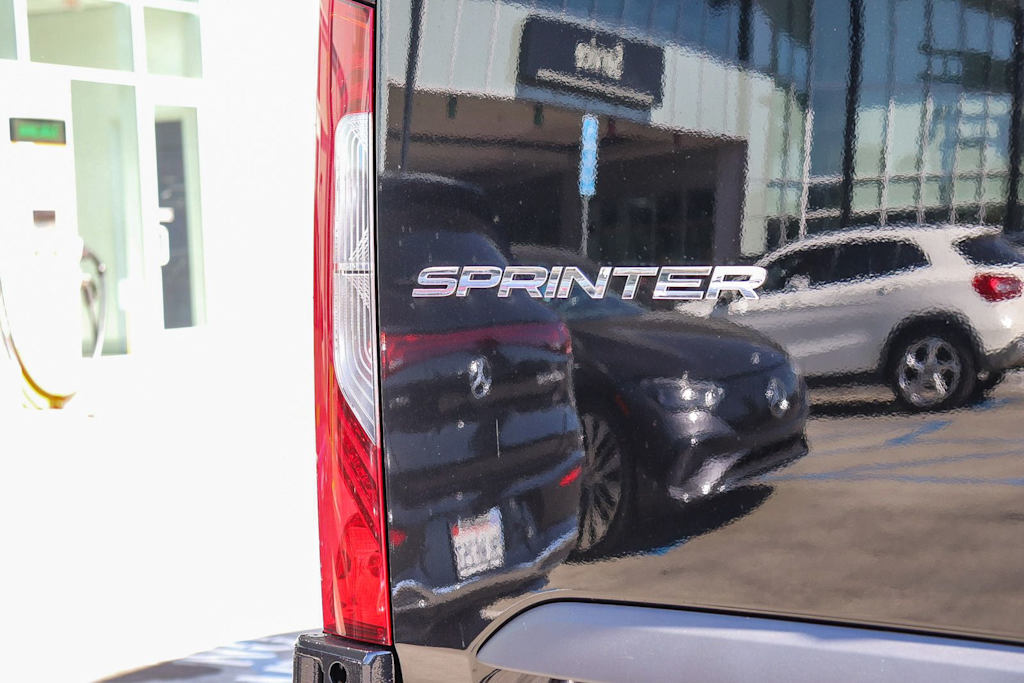 Thumbnail: 2026 Mercedes-Benz Sprinter - 5