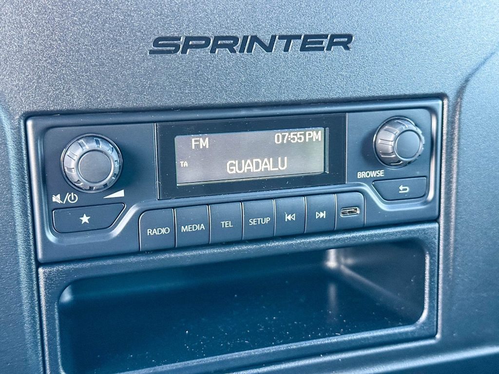 Thumbnail: 2025 Mercedes-Benz Sprinter - 19