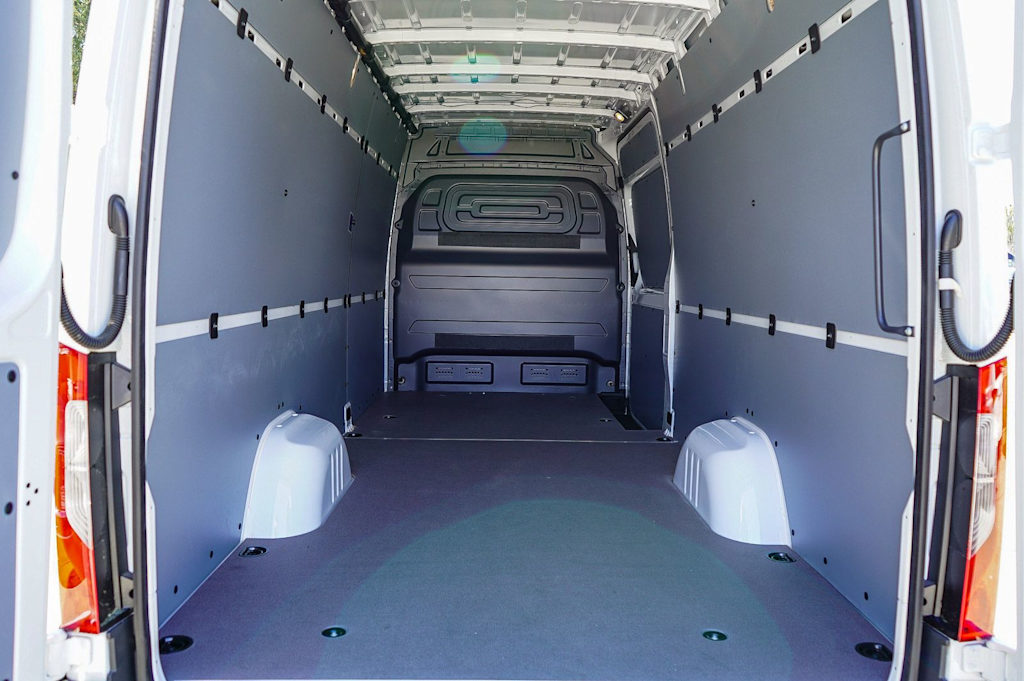 Thumbnail: 2026 Mercedes-Benz Sprinter - 22