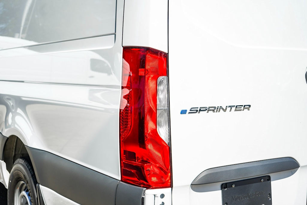 Thumbnail: 2024 Mercedes-Benz eSprinter - 16
