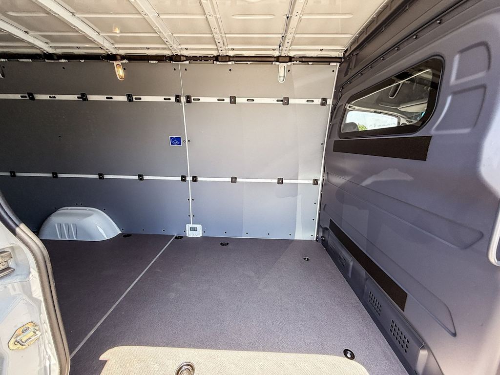 Thumbnail: 2024 Mercedes-Benz eSprinter - 20