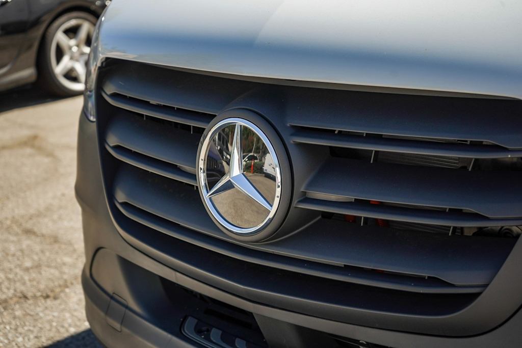 Thumbnail: 2024 Mercedes-Benz eSprinter - 4