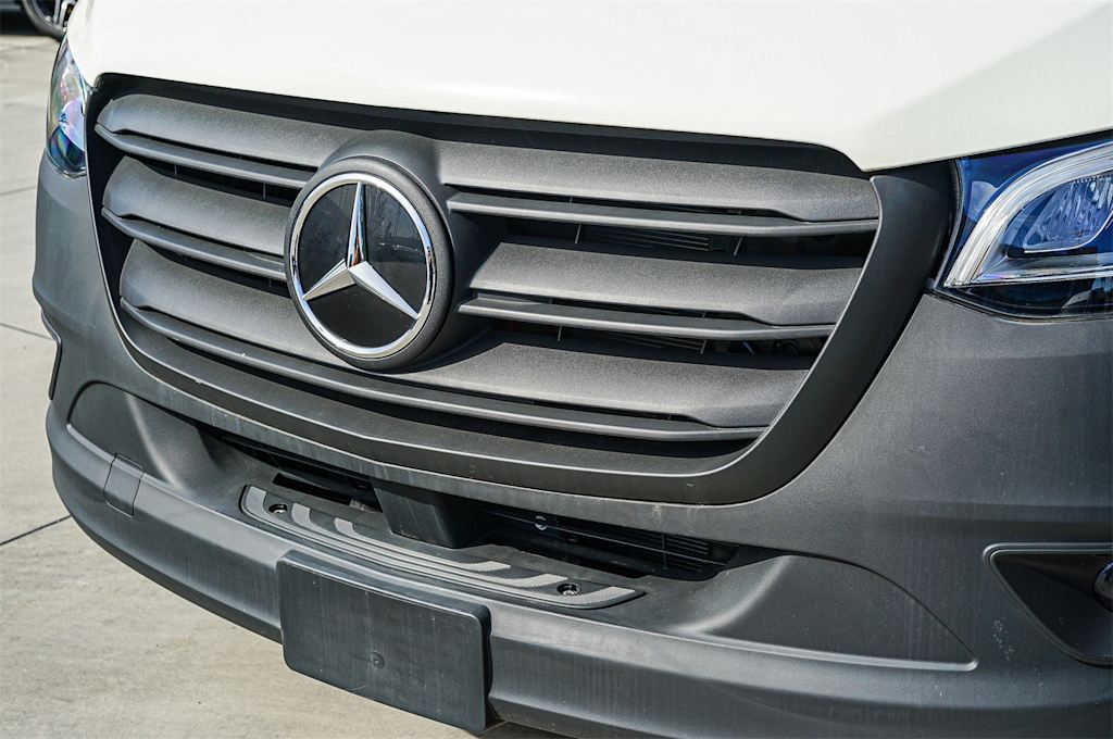 Thumbnail: 2024 Mercedes-Benz eSprinter - 5