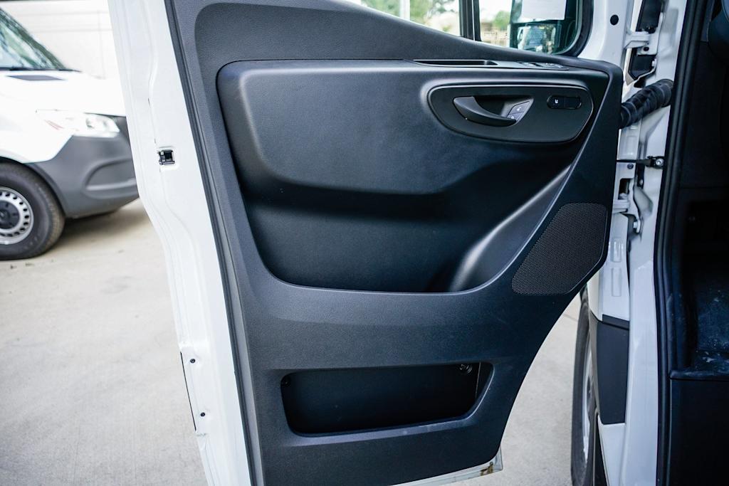 Thumbnail: 2024 Mercedes-Benz eSprinter - 22