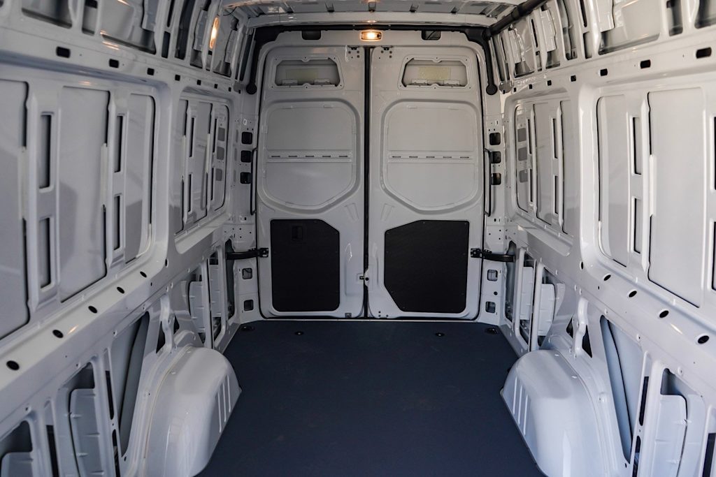 Thumbnail: 2024 Mercedes-Benz eSprinter - 10