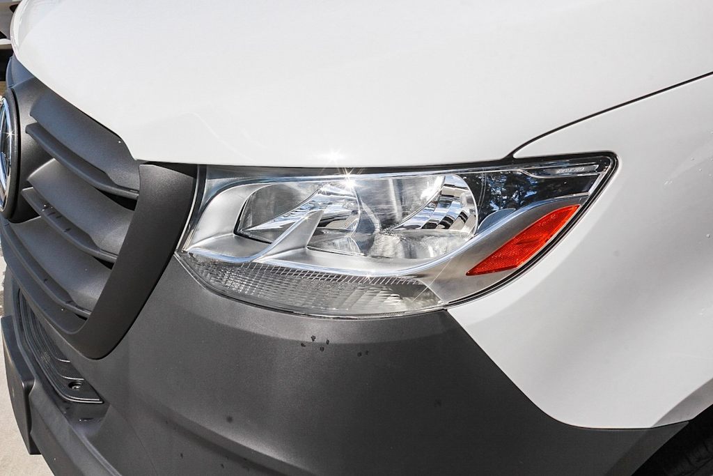 Thumbnail: 2024 Mercedes-Benz eSprinter - 15