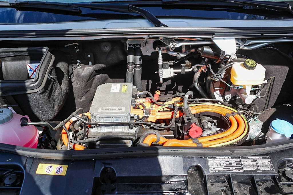 Thumbnail: 2024 Mercedes-Benz eSprinter - 6