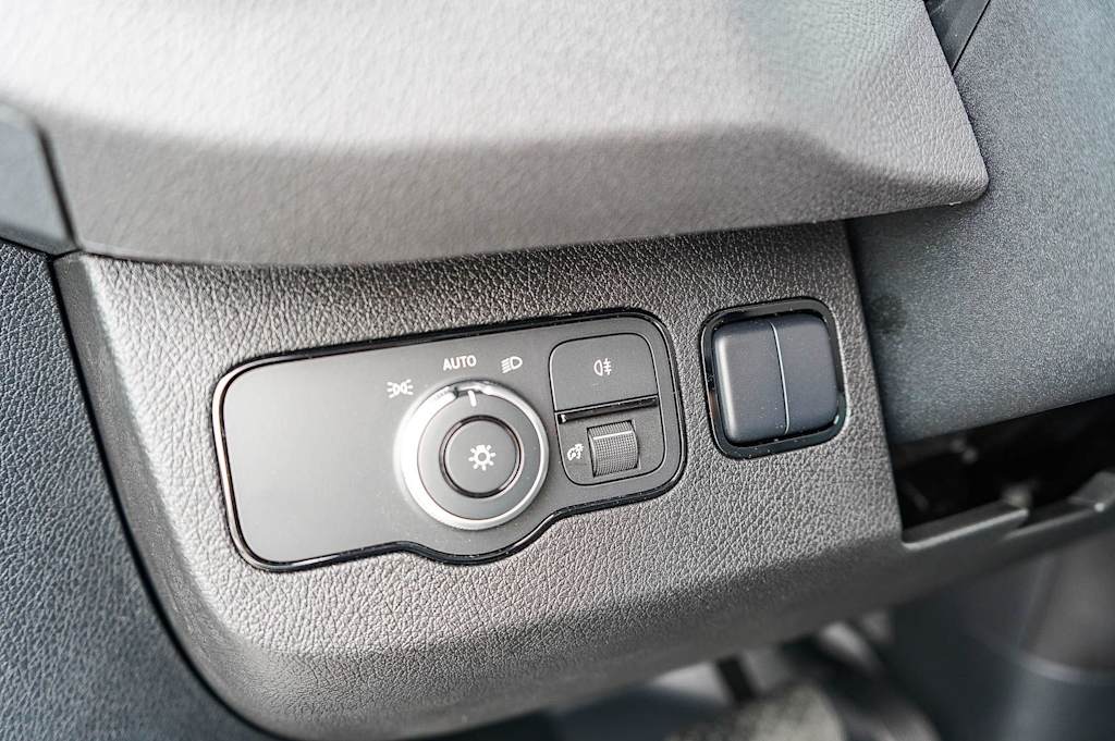 Thumbnail: 2026 Mercedes-Benz Sprinter - 24