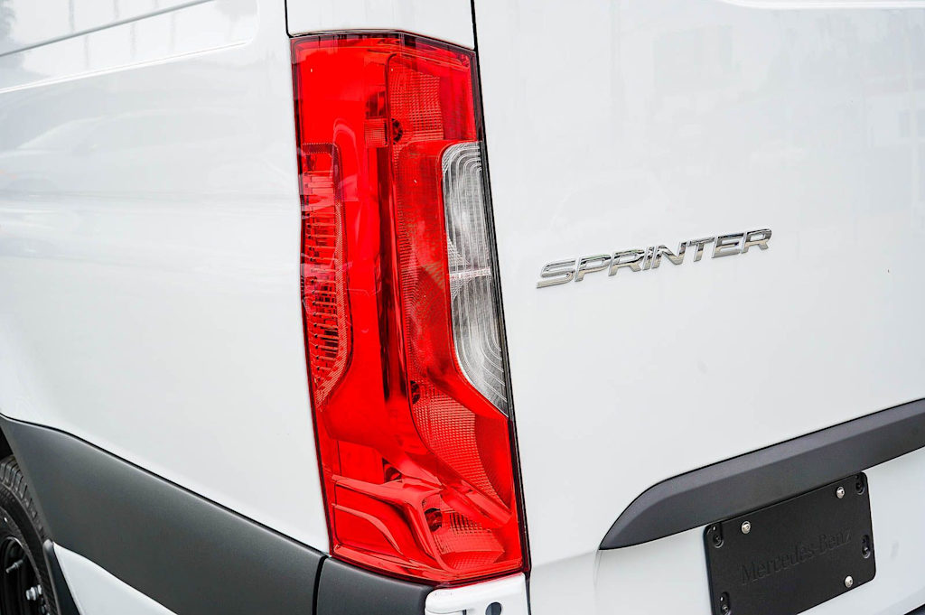 Thumbnail: 2026 Mercedes-Benz Sprinter - 16