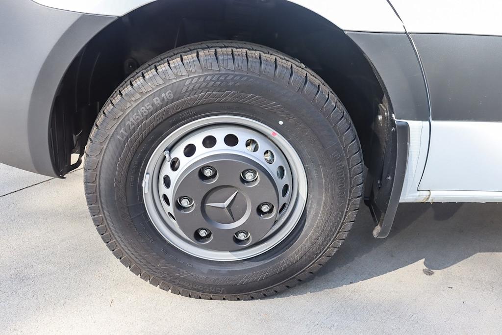 Thumbnail: 2025 Mercedes-Benz Sprinter - 16