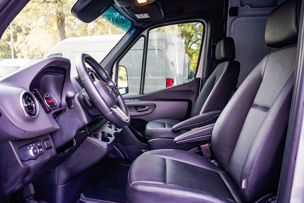 2023 Mercedes-Benz Sprinter 3500 10