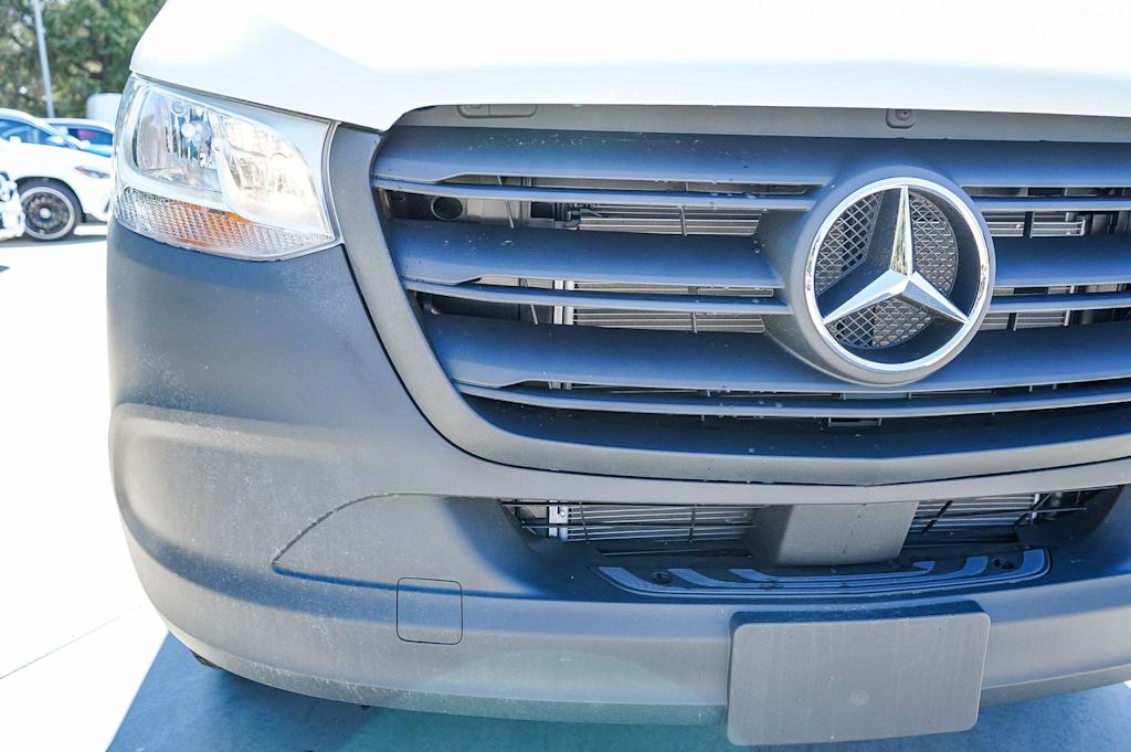 Thumbnail: 2026 Mercedes-Benz Sprinter - 21