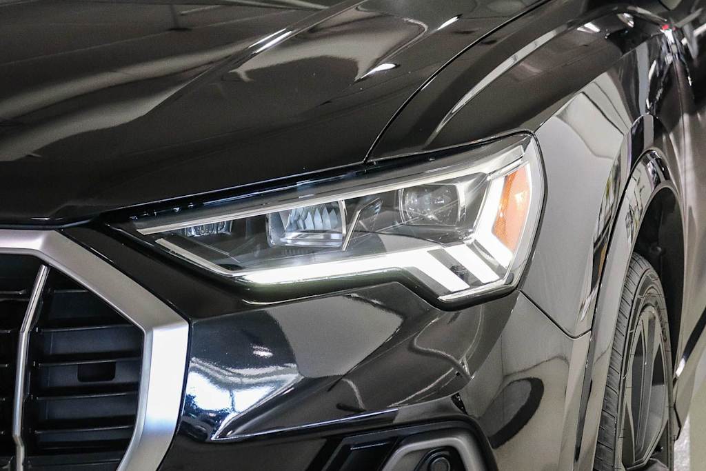 Thumbnail: 2021 Audi Q3 - 19