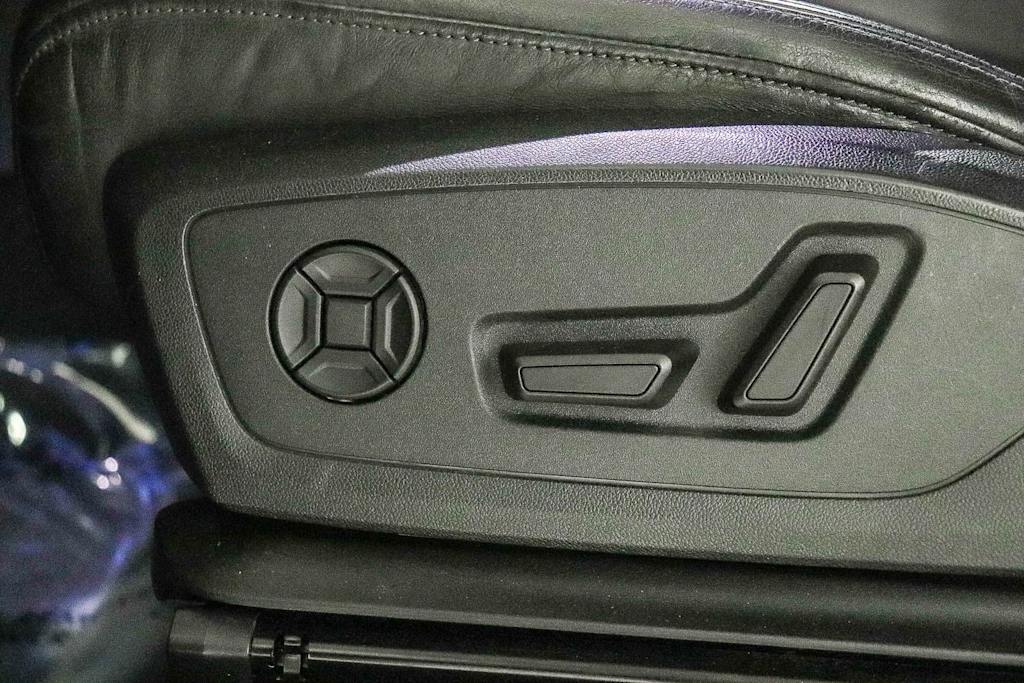 Thumbnail: 2021 Audi Q3 - 25