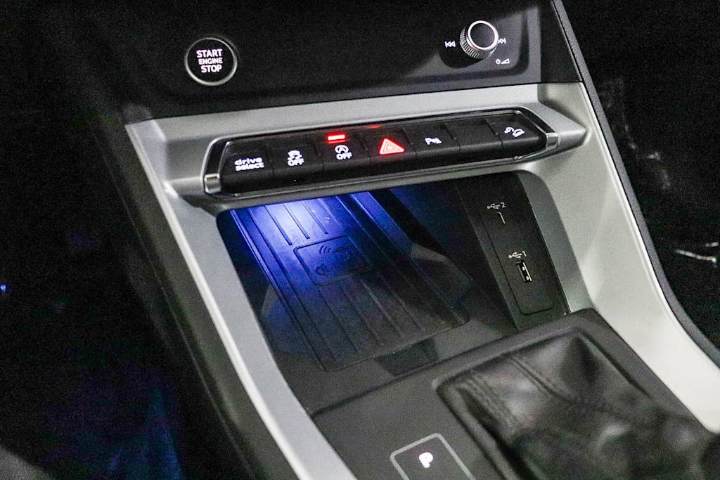 Thumbnail: 2021 Audi Q3 - 27