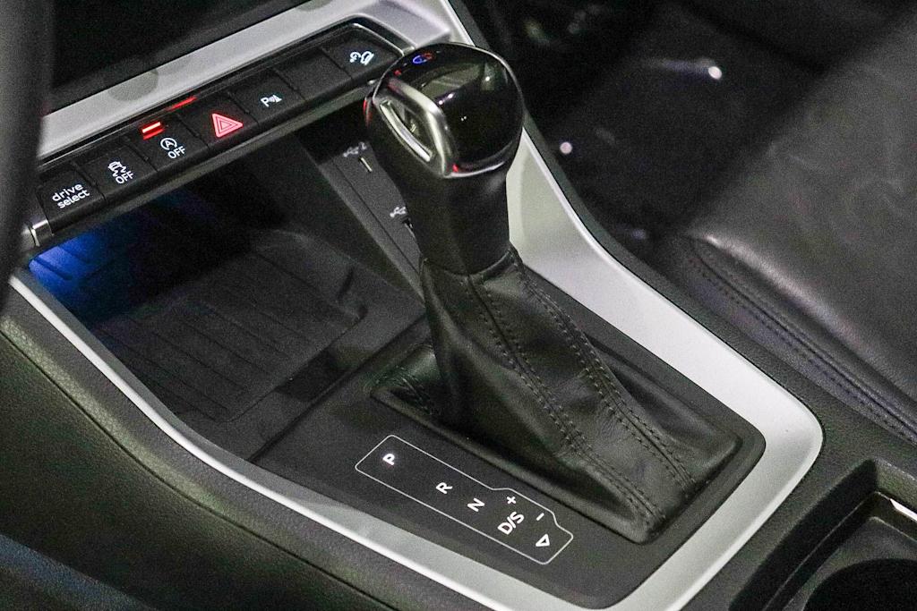 Thumbnail: 2021 Audi Q3 - 13