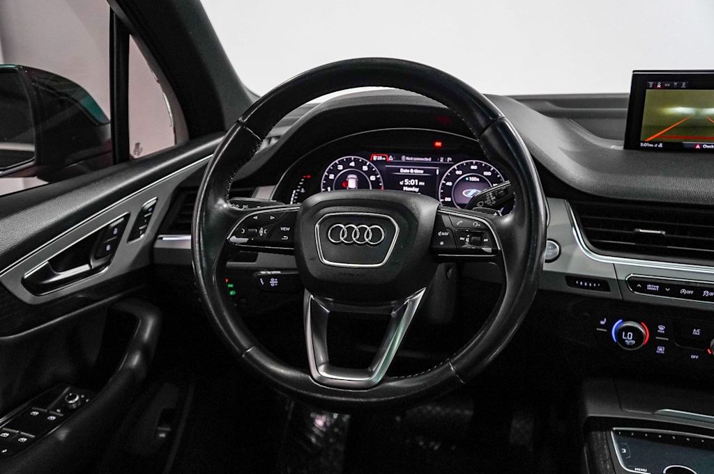 Thumbnail: 2017 Audi Q7 - 13