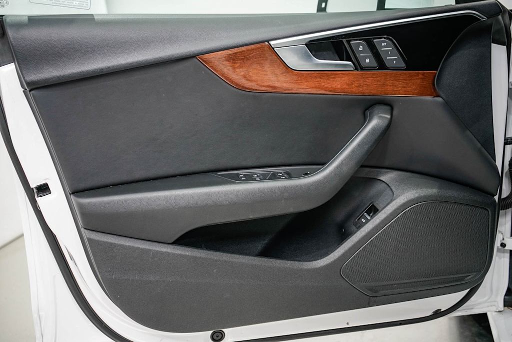 Thumbnail: 2022 Audi A5 - 24