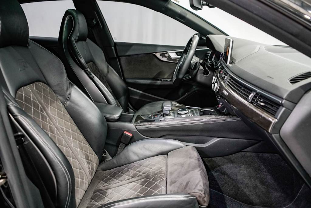 Thumbnail: 2019 Audi S5 - 8