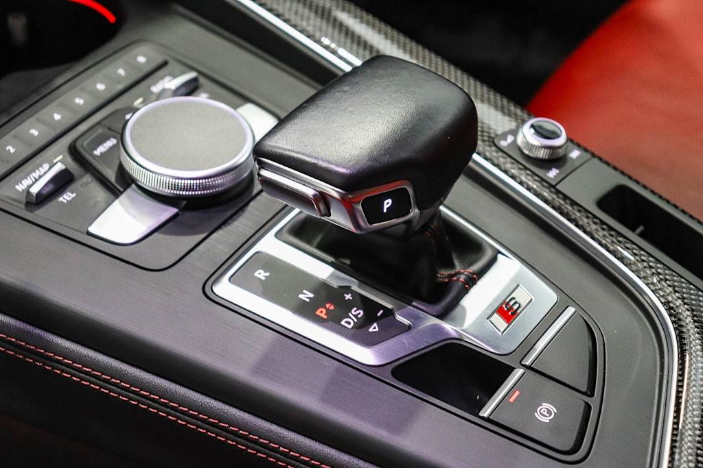 Thumbnail: 2019 Audi S5 - 13