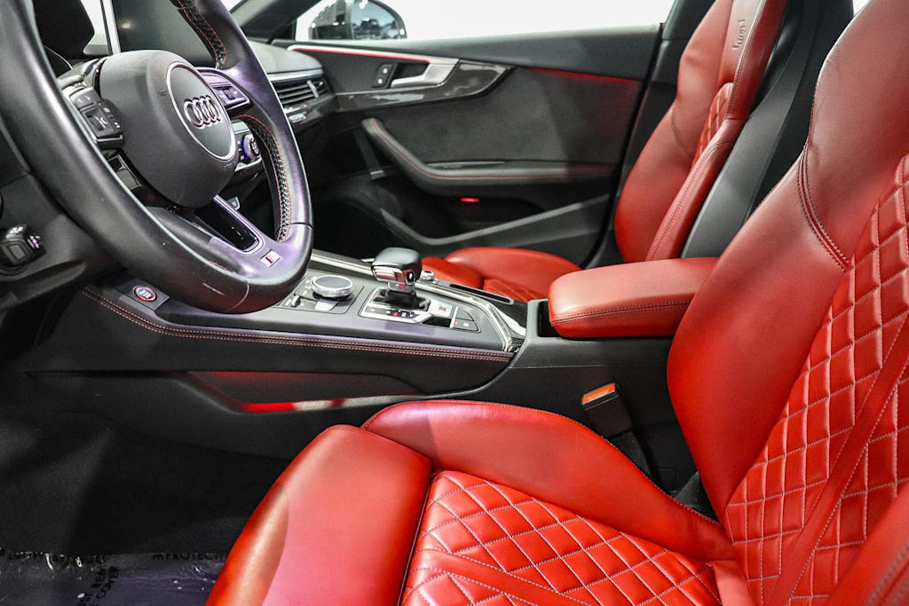 Thumbnail: 2019 Audi S5 - 10