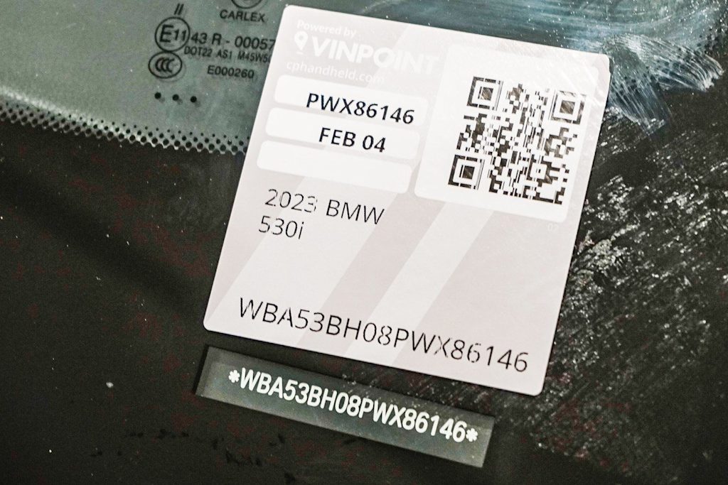 Thumbnail: 2023 BMW 5 Series - 17