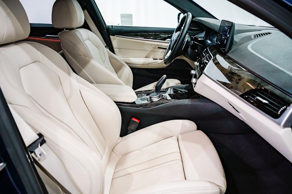 Thumbnail: 2023 BMW 5 Series - 8