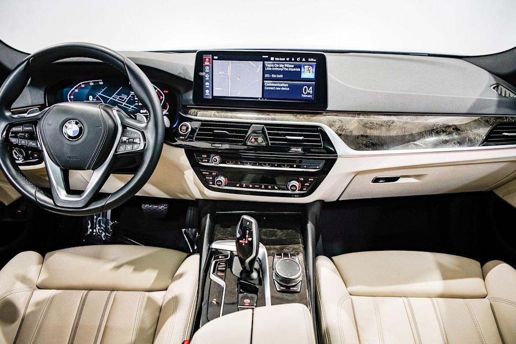 Thumbnail: 2023 BMW 5 Series - 2
