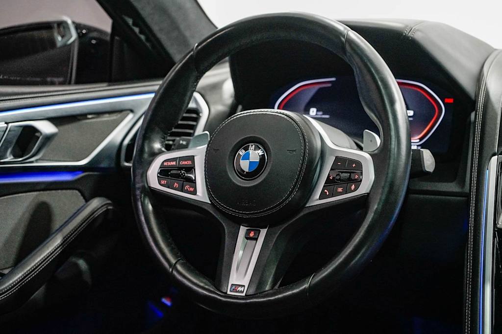 Thumbnail: 2022 BMW 8 Series - 11