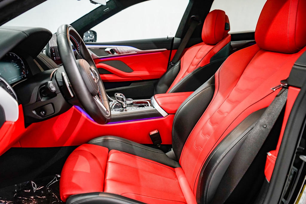 Thumbnail: 2025 BMW 8 Series - 10