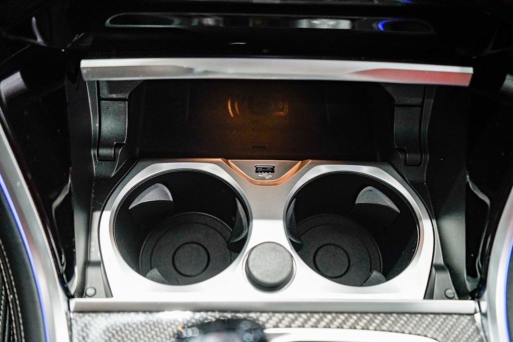 Thumbnail: 2025 BMW 8 Series - 14