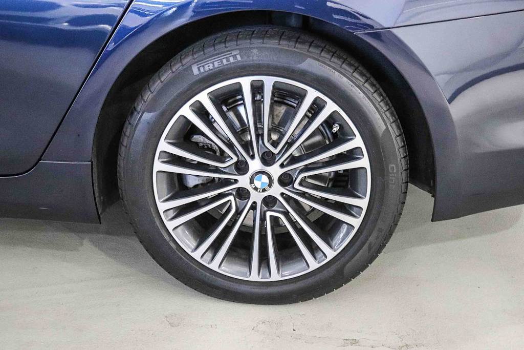 Thumbnail: 2019 BMW 5 Series - 20