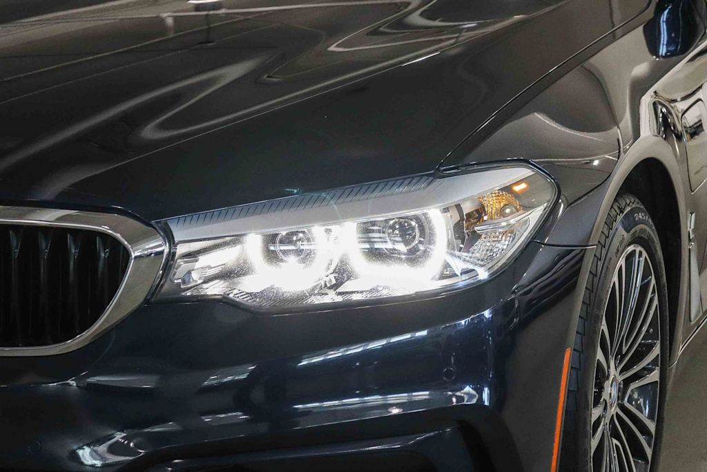 Thumbnail: 2019 BMW 5 Series - 18