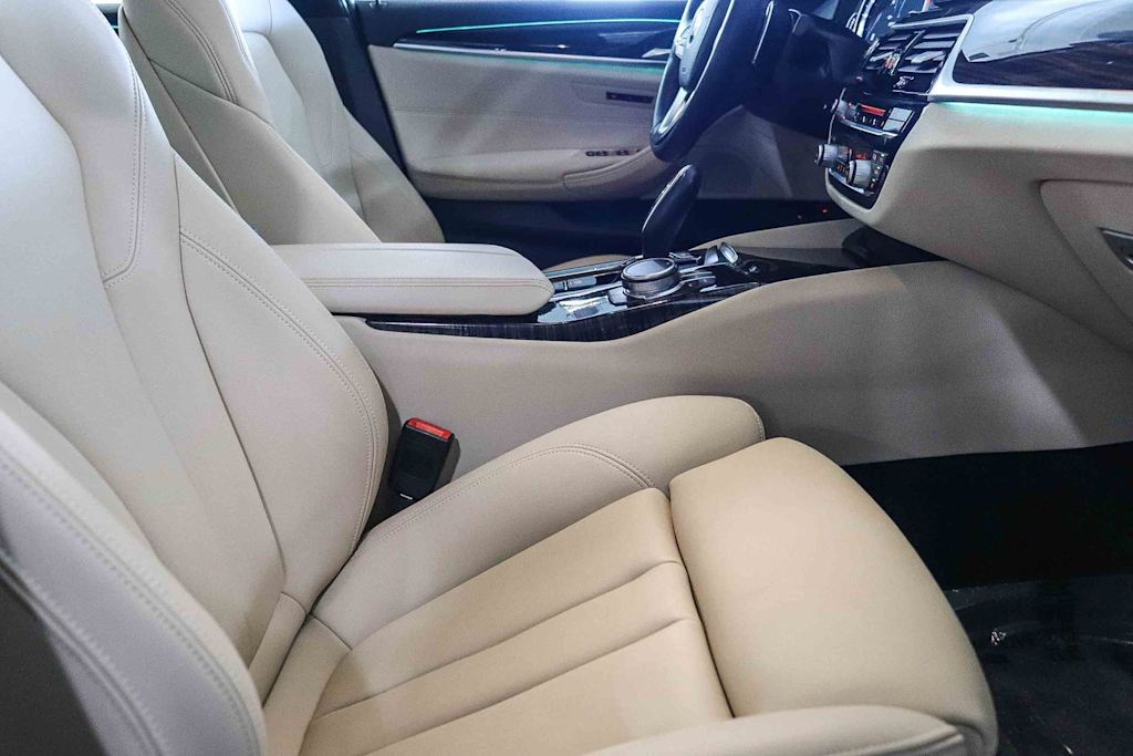 Thumbnail: 2019 BMW 5 Series - 8