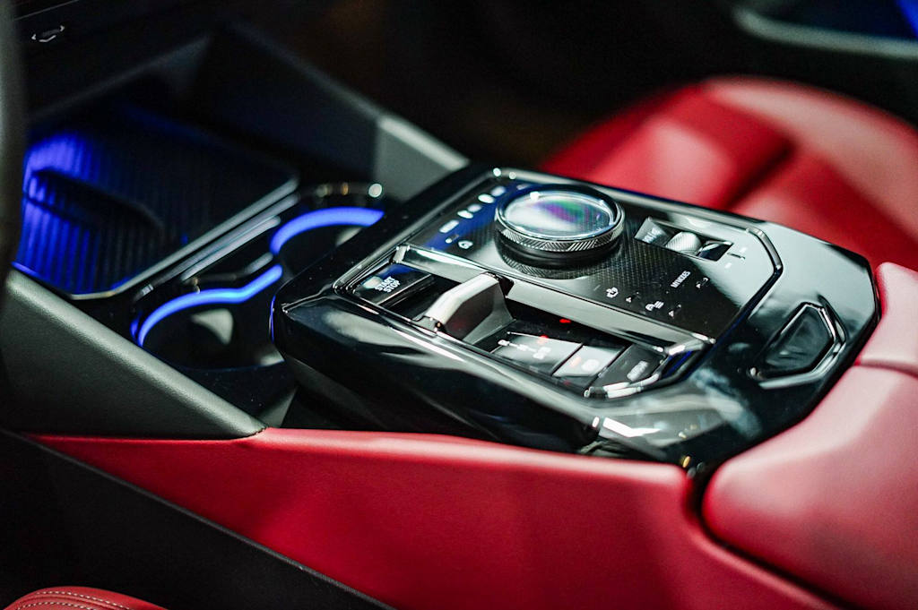 Thumbnail: 2025 BMW i5 - 23