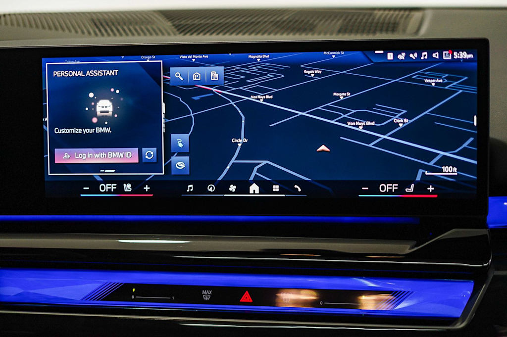 Thumbnail: 2025 BMW i5 - 22