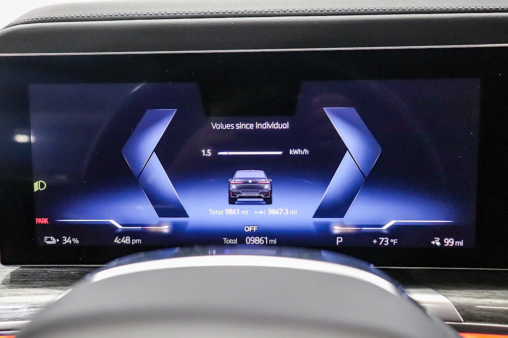 Thumbnail: 2025 BMW i7 - 13