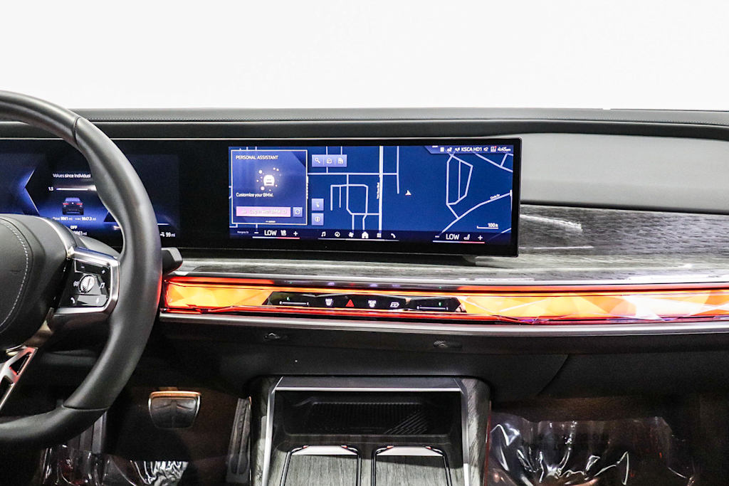 Thumbnail: 2025 BMW i7 - 12