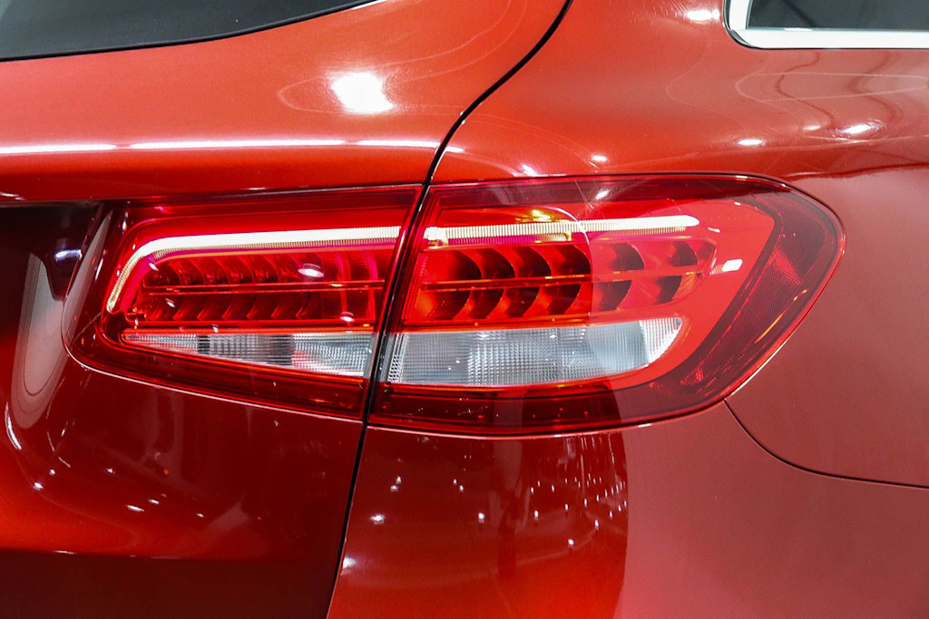 Thumbnail: 2018 Mercedes-Benz GLC - 23