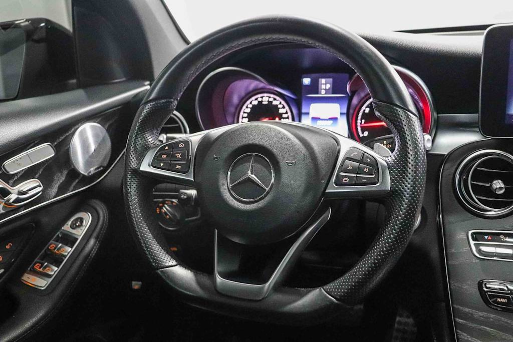 Thumbnail: 2018 Mercedes-Benz GLC - 8