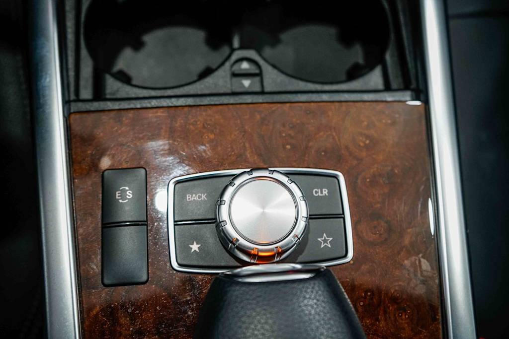 Thumbnail: 2014 Mercedes-Benz E-Class - 27