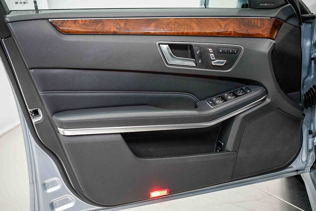 Thumbnail: 2014 Mercedes-Benz E-Class - 24