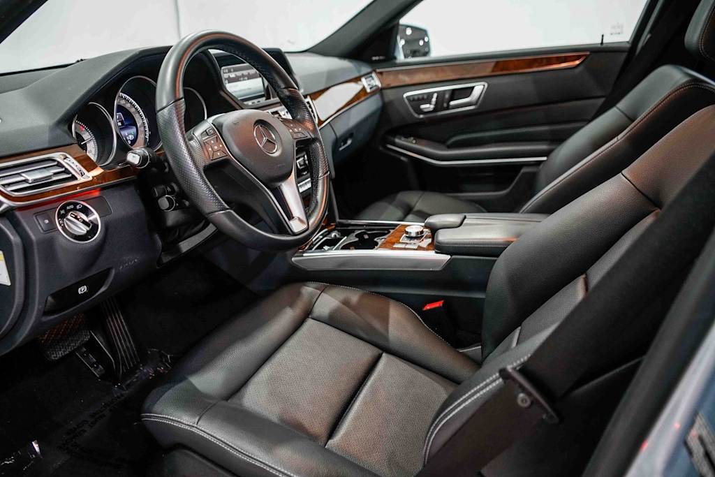 Thumbnail: 2014 Mercedes-Benz E-Class - 8