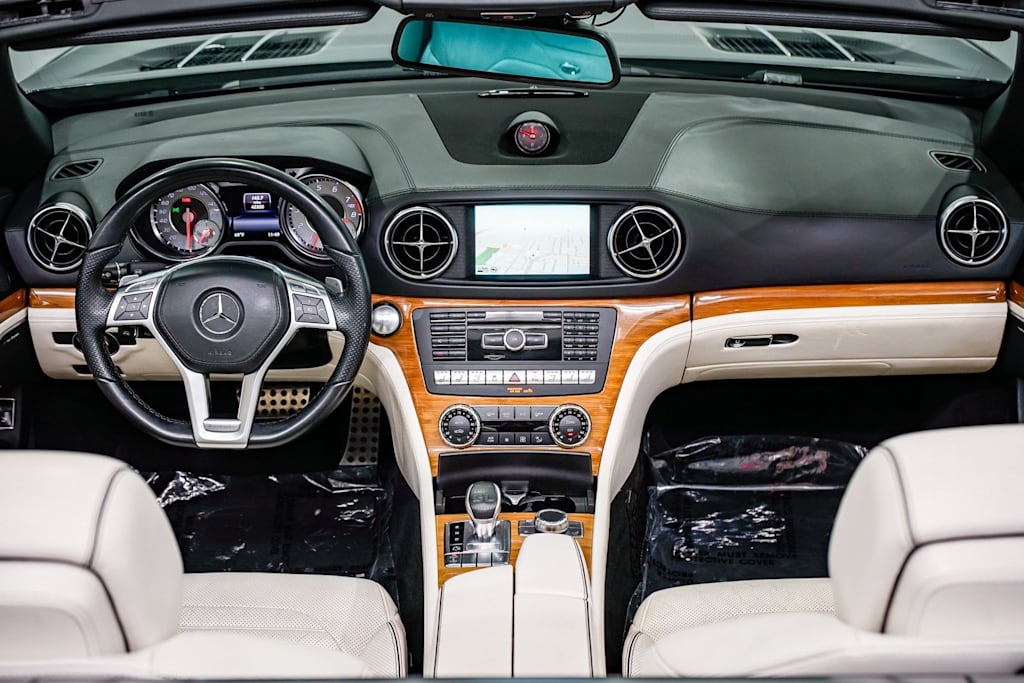 2014 Mercedes-Benz SL-Class SL 550 2