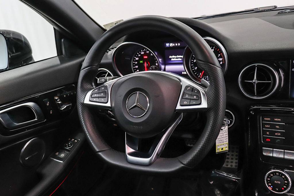 Thumbnail: 2020 Mercedes-Benz SLC - 8